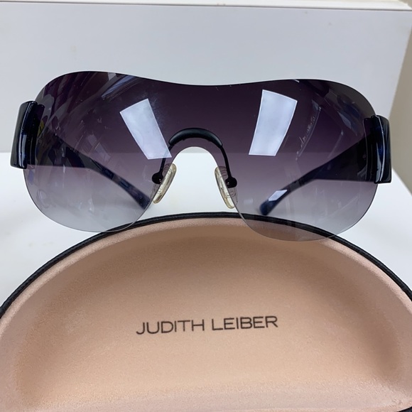 Judith Lieber Stunning Handmade in Japan Crystal main image 8